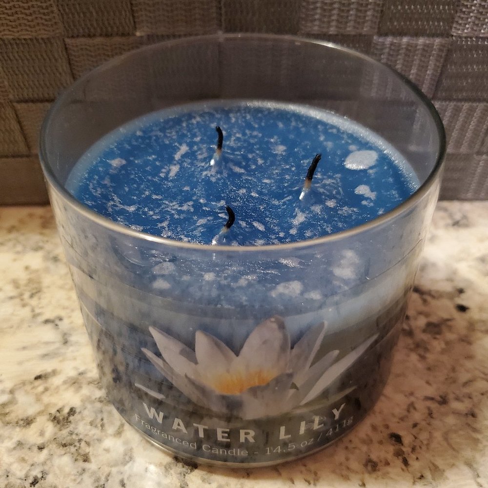 Candle Bundle - Picture 4 of 6